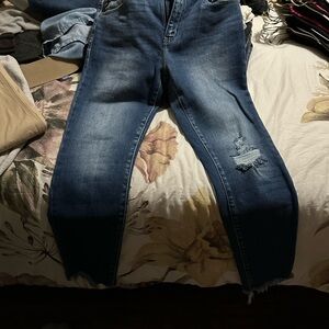 KanCan Blue Ankle Cropped Distressed Jeans